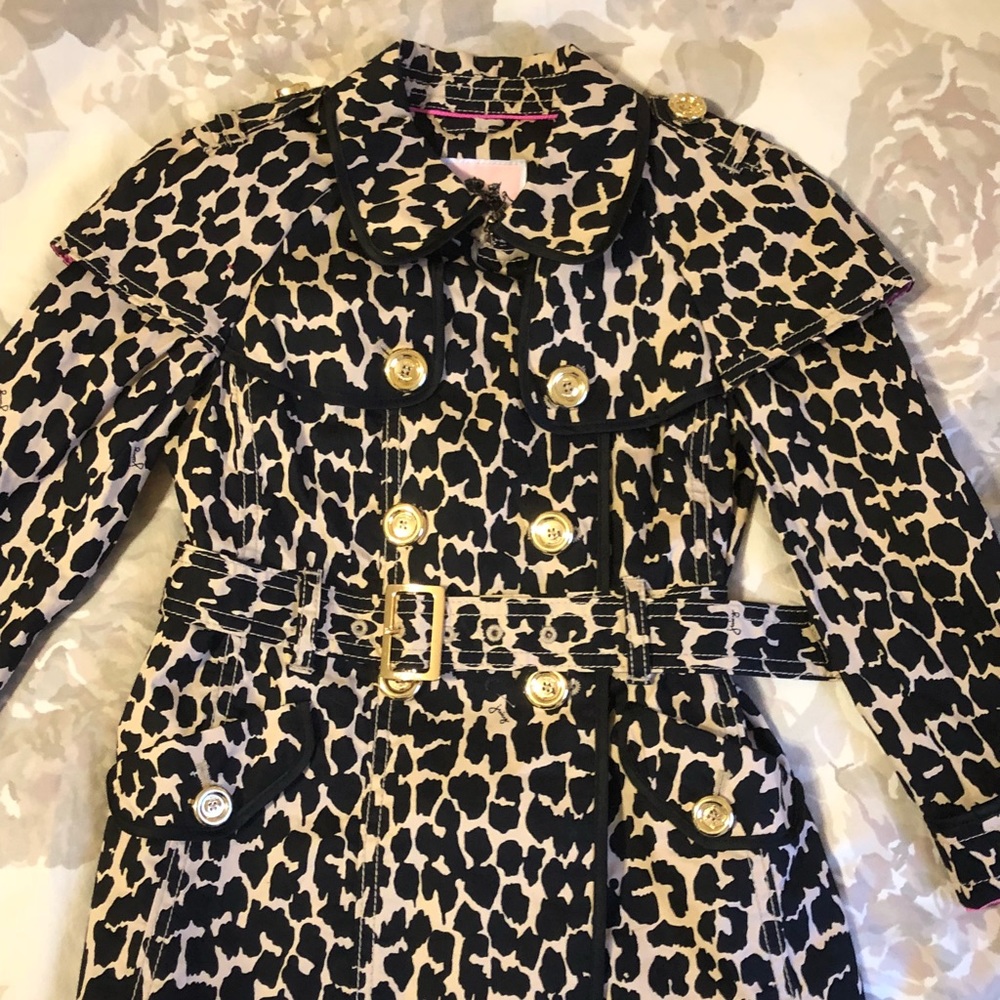 Leopard girl’s trench coat